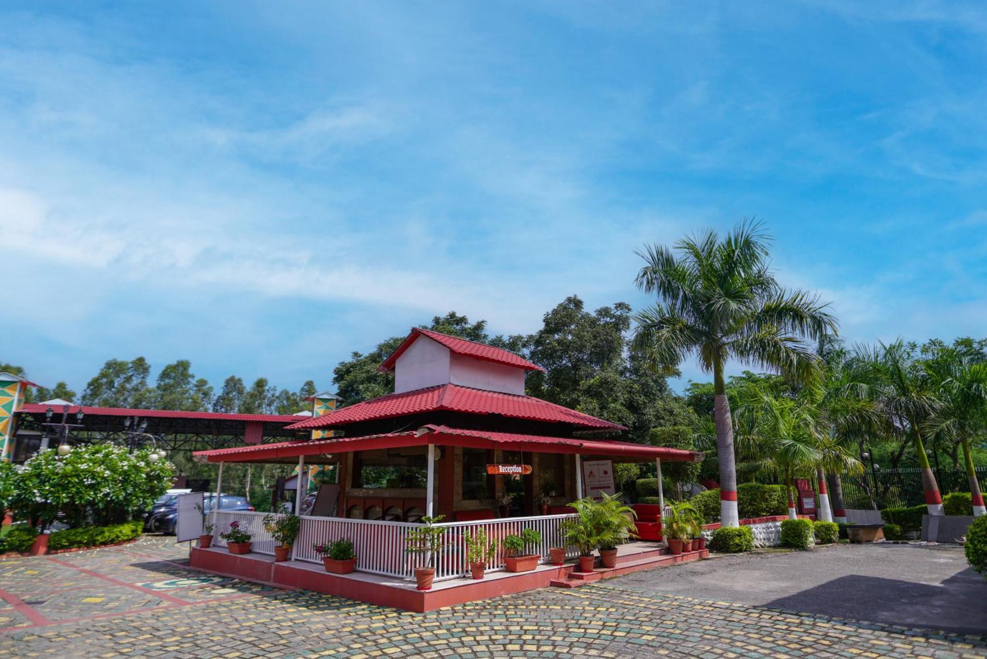 Hunky Dory Resort And Spa Dhar Khurd Екстер'єр фото